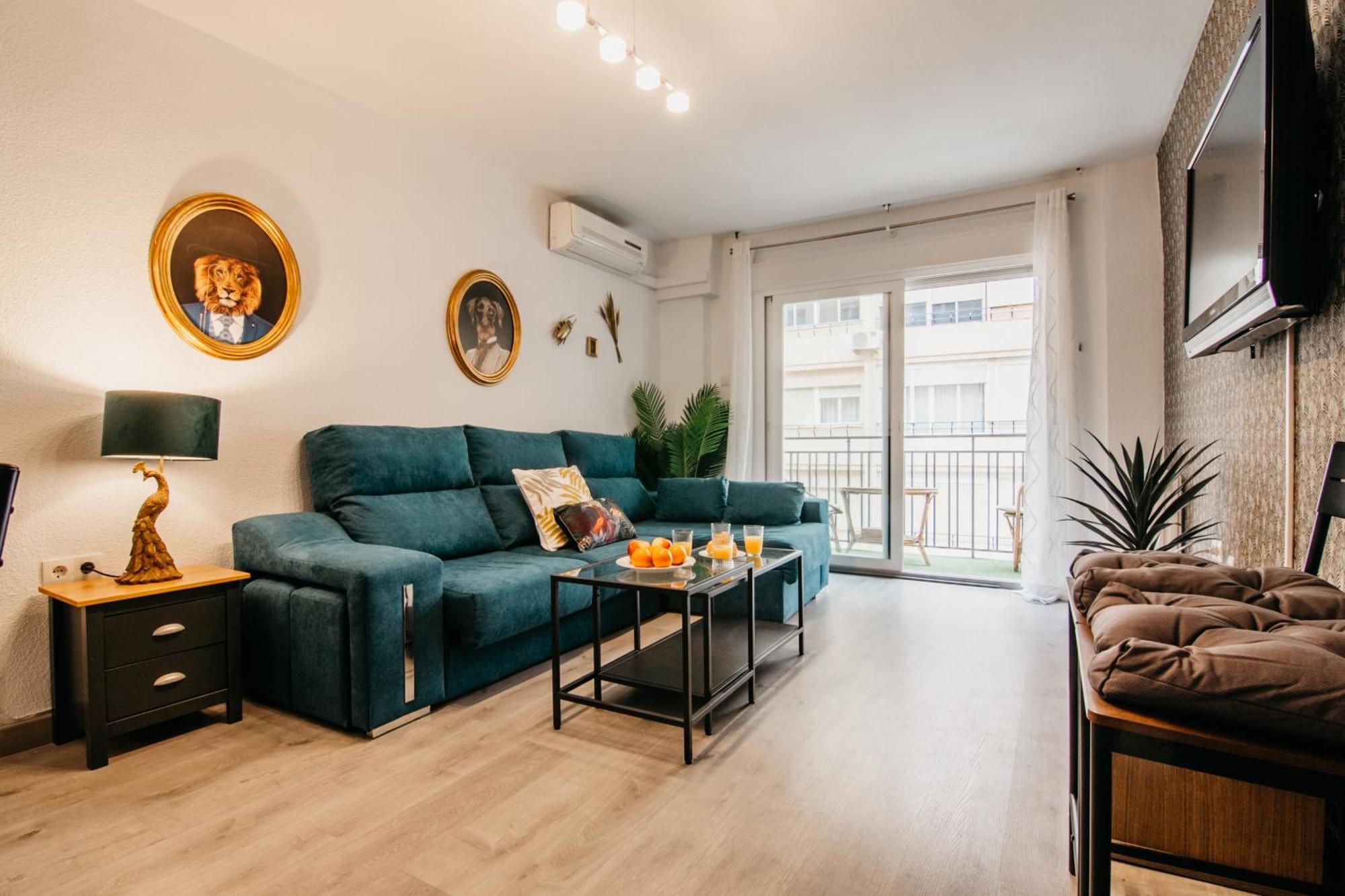 Tuguest Maria Luisa Apartment - Free Parking Гранада Экстерьер фото