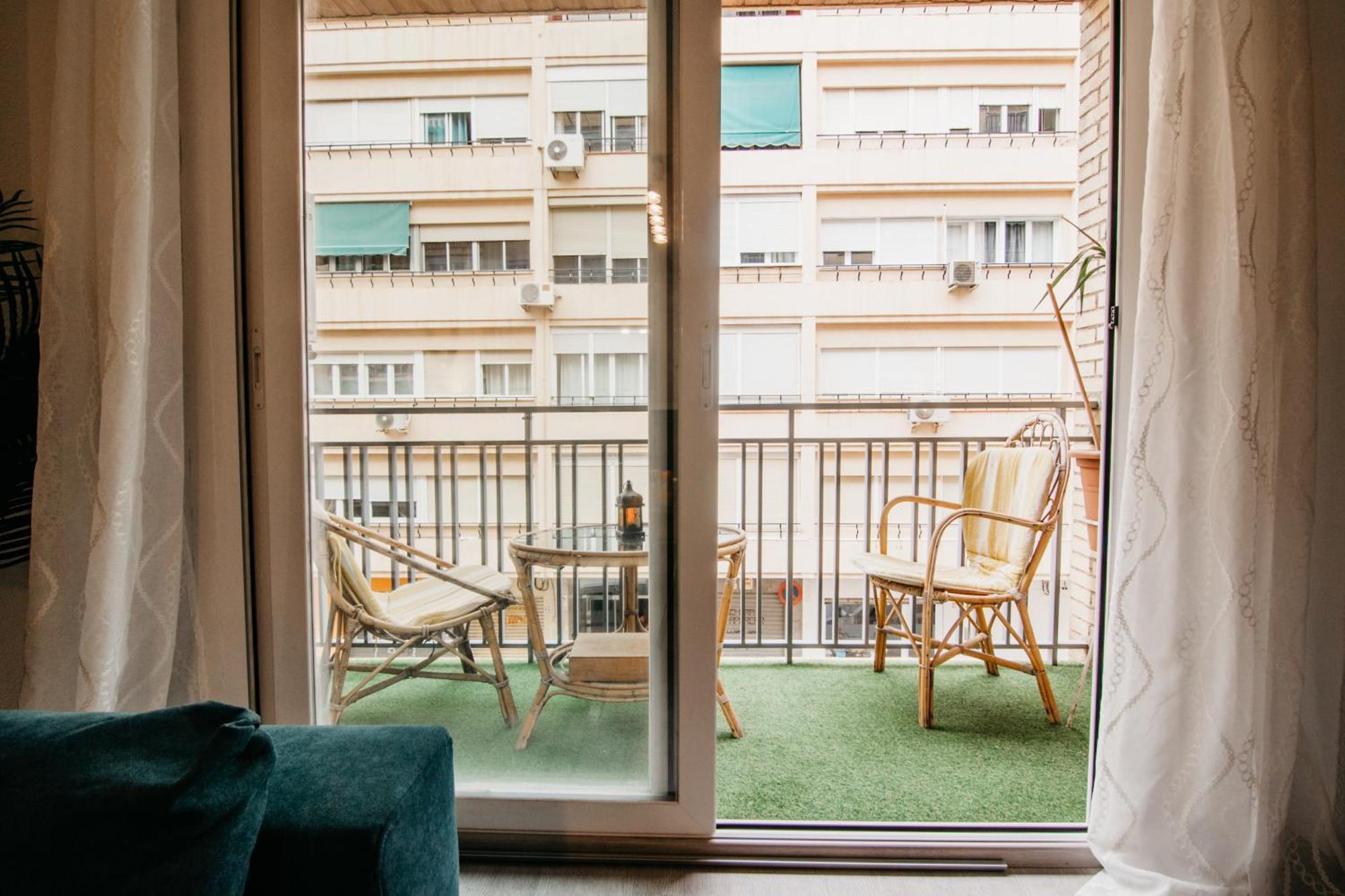 Tuguest Maria Luisa Apartment - Free Parking Гранада Экстерьер фото