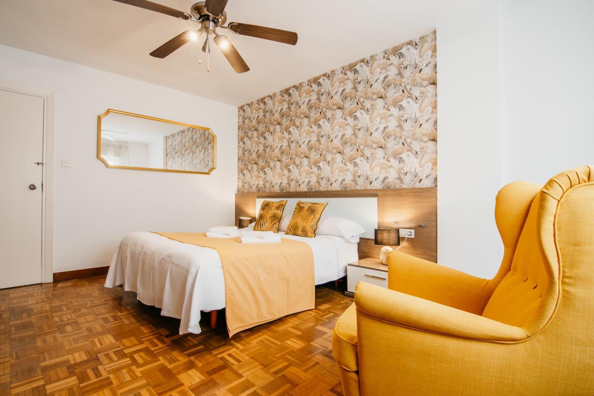 Tuguest Maria Luisa Apartment - Free Parking Гранада Экстерьер фото